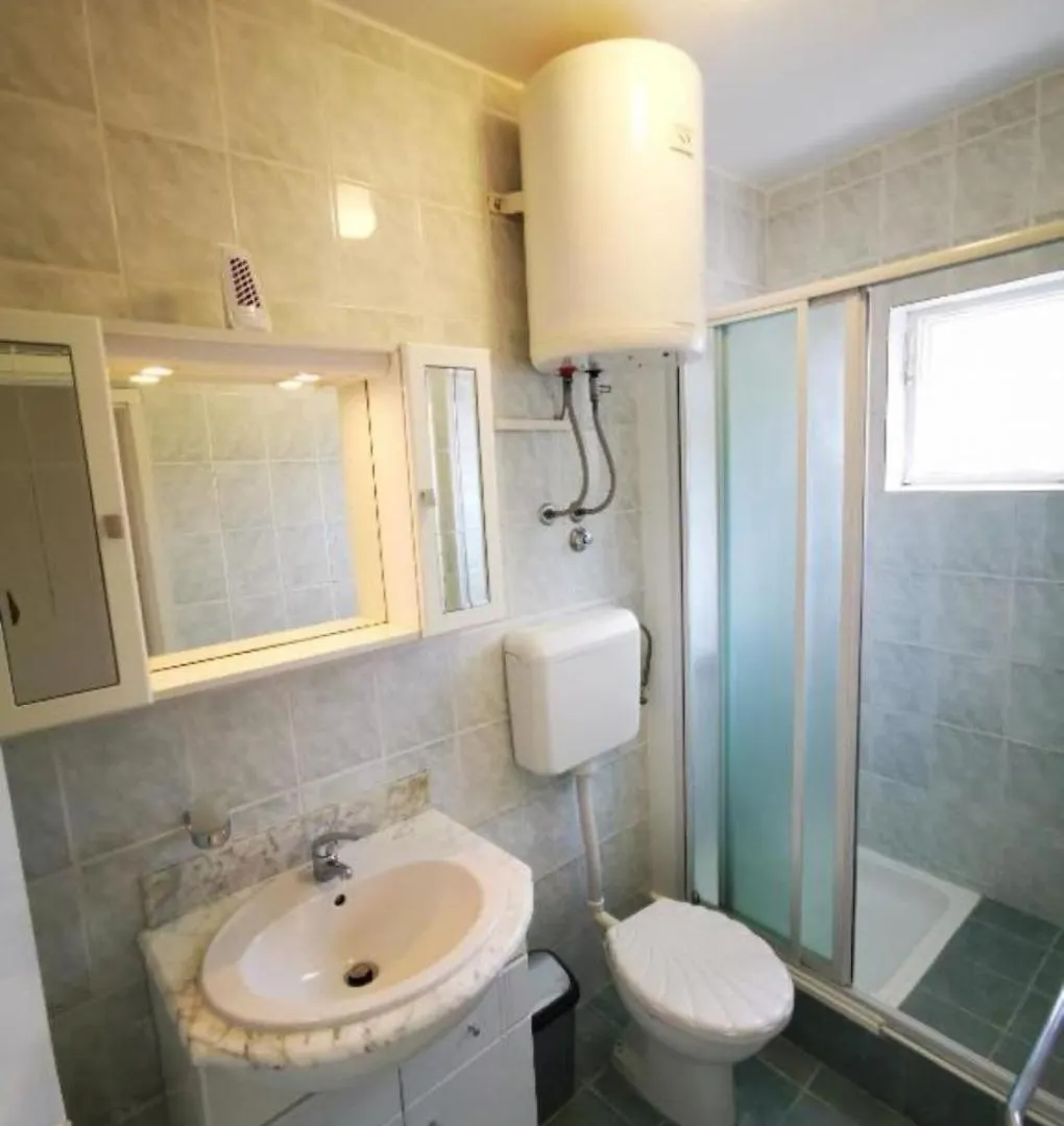 Apartments Franciska & Tihomir: Supetarska Draga Croatia