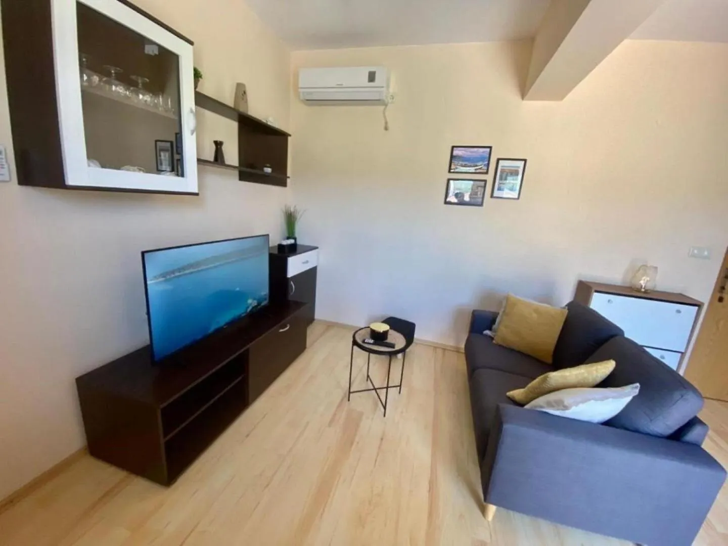 Apartments Franciska & Tihomir: Supetarska Draga Croatia